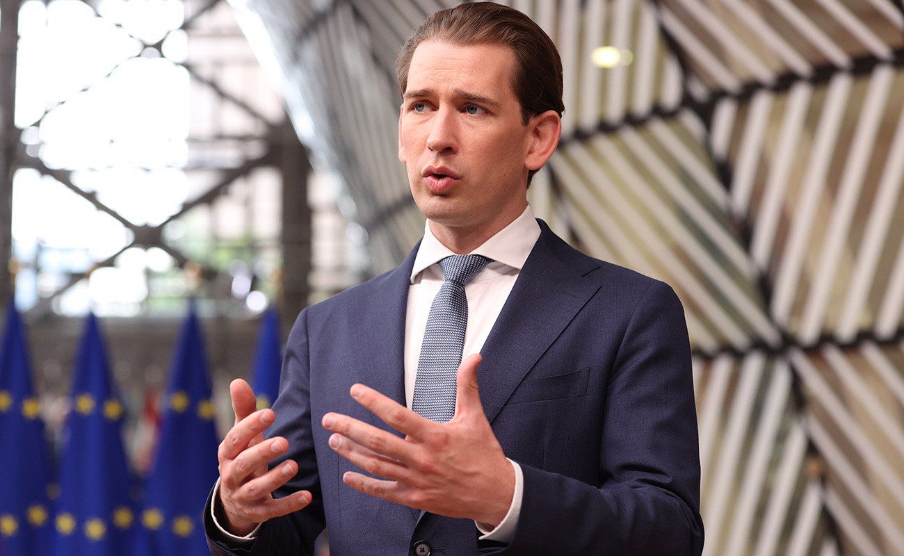 Kurz’a yolsuzluk suçlamaları