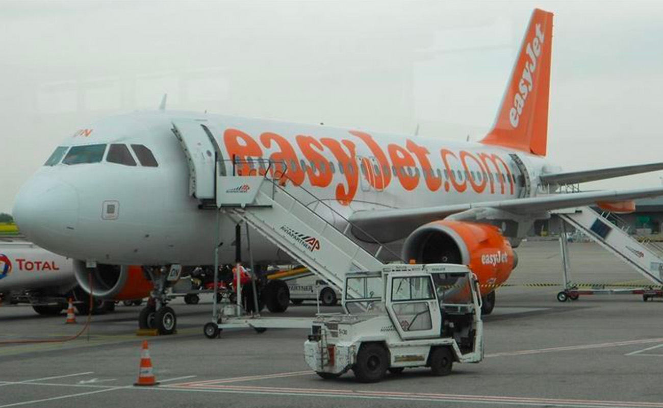 Krizin faturası emekçiye: Easyjet 300 çalışanını işten çıkaracak