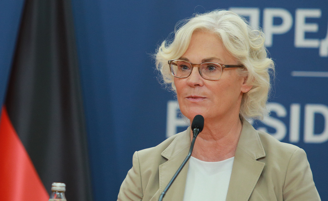 Savunma Bakanı: Ukrayna’ya silah yardımı artık mümkün değil