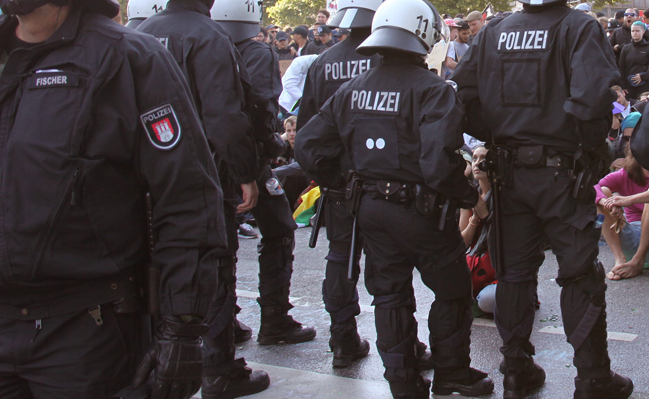 Alman polisinde aşırı sağ skandalı