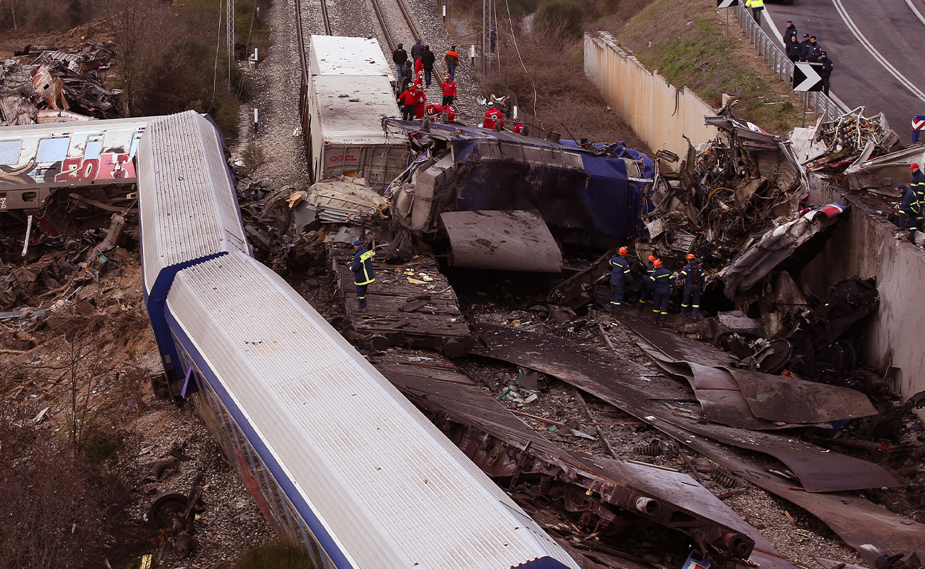 Yunanistan'da tren kazası: Bakan istifa etti