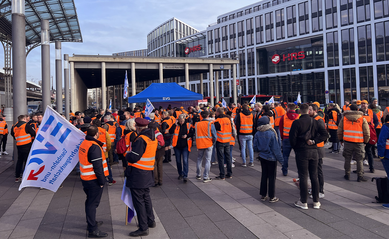 Demir yolu emekçileri ile Deutsche Bahn anlaştı