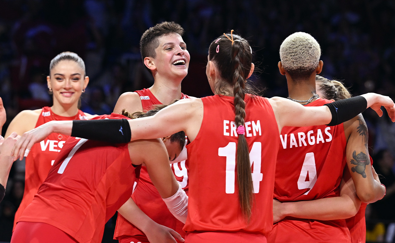 Belçika'yı 3-1 yenen 'Filenin Sultanları' Brüksel yolunda