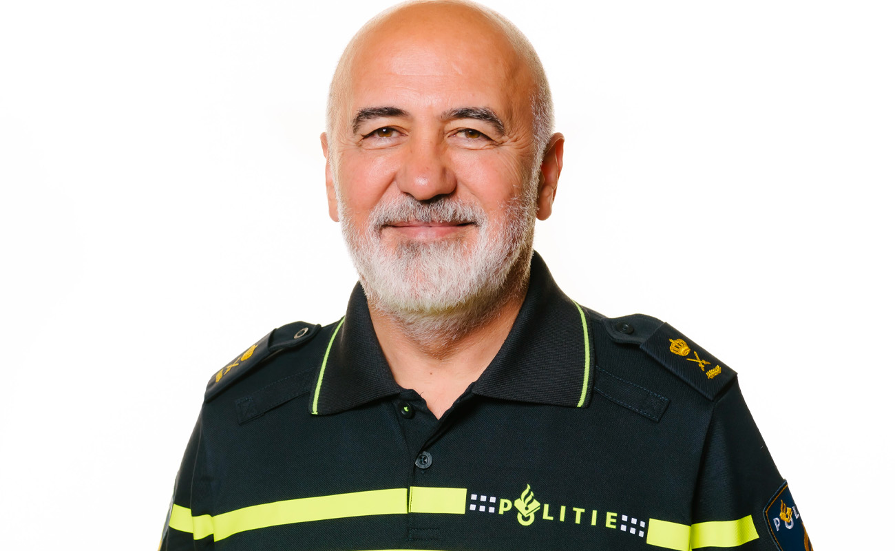 Kırşehirli Hamit Karakuş, Hollanda'da emniyet müdürü oldu