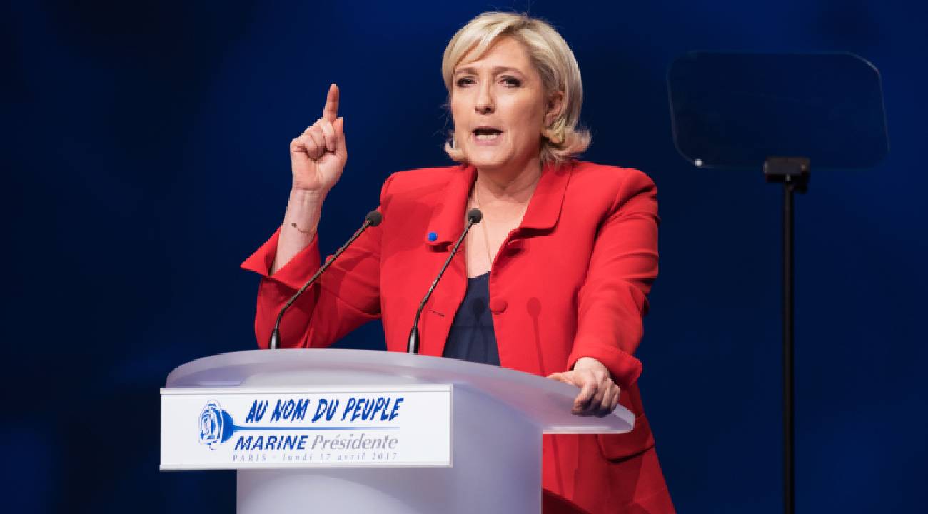 Le Pen bile AfD'ye mesafe koydu