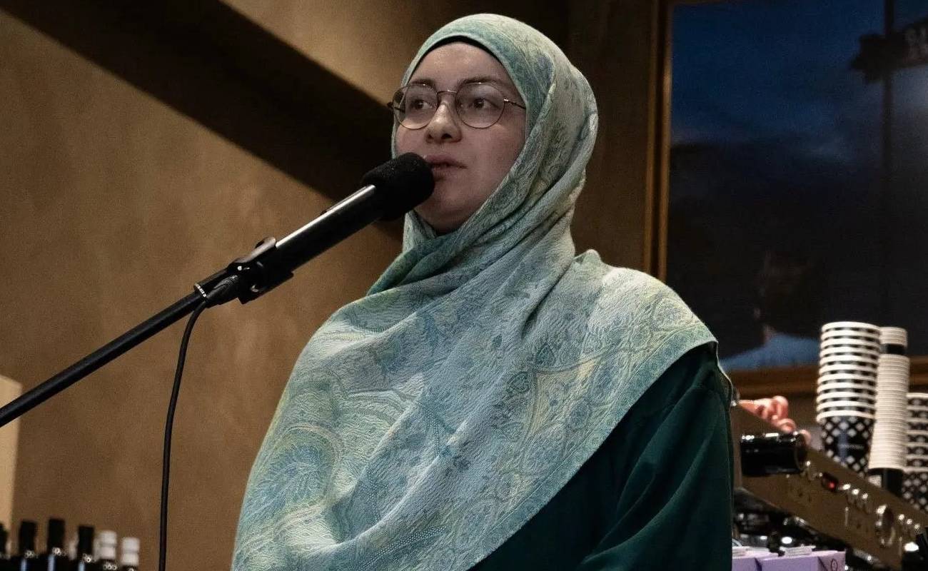 Chemnitz’te Almanca poetry slam şampiyonu Ayşe İrem