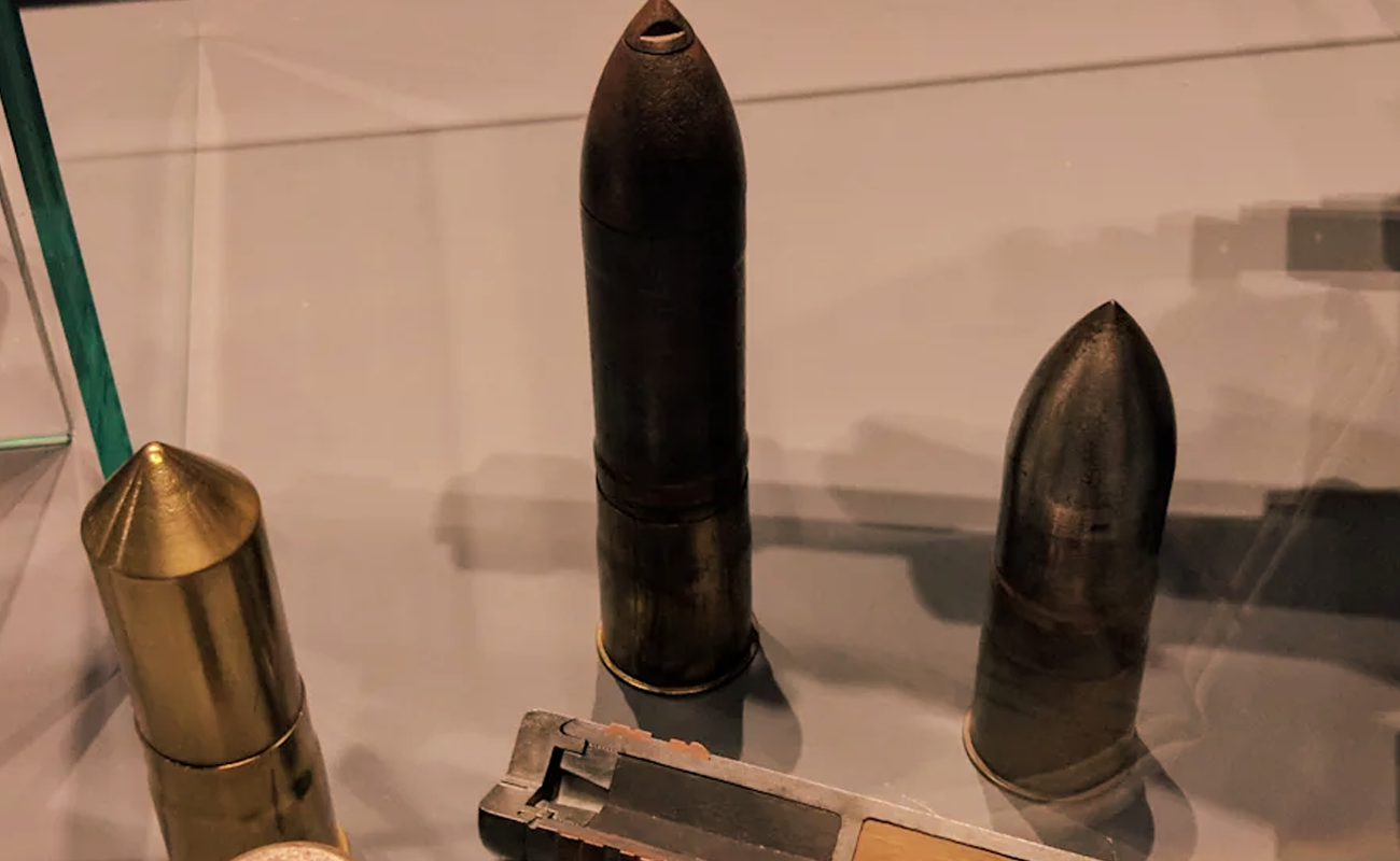 Kalçasından el bombası çıktı, bomba imha ekipleri hastaneye geldi